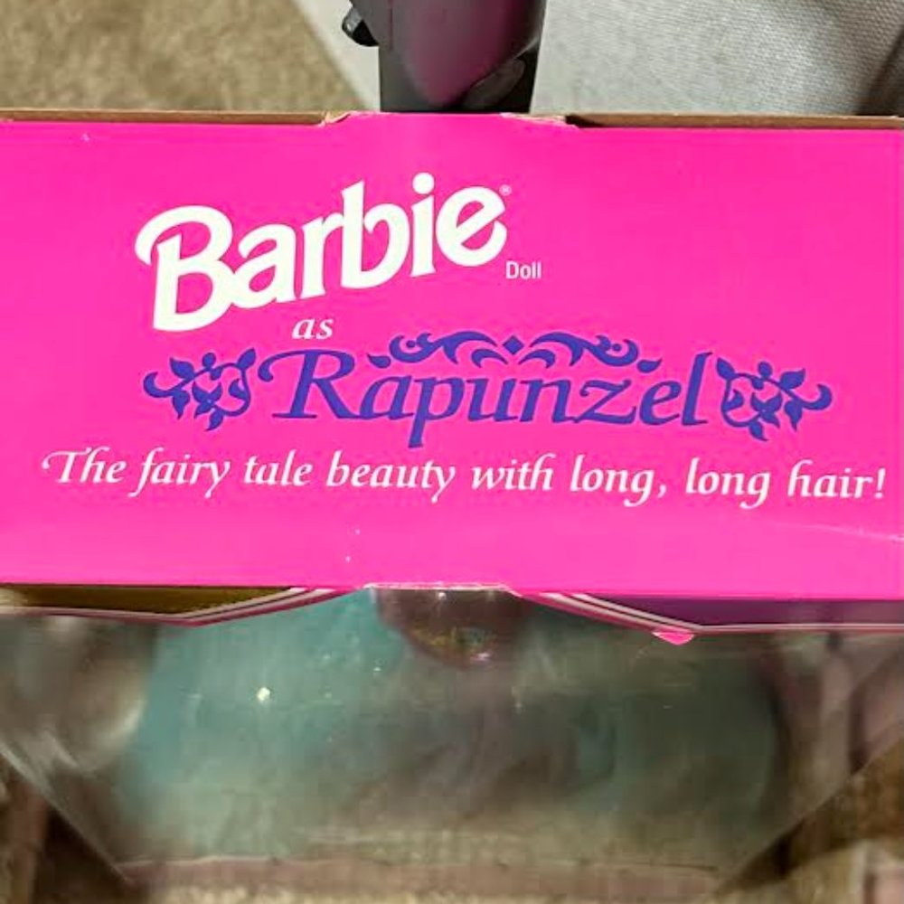 NEW IN BOX BARBIE as RAPUNZEL Children's Collector 1st in Series 1994 13016 NIB - Picture 4 of 7